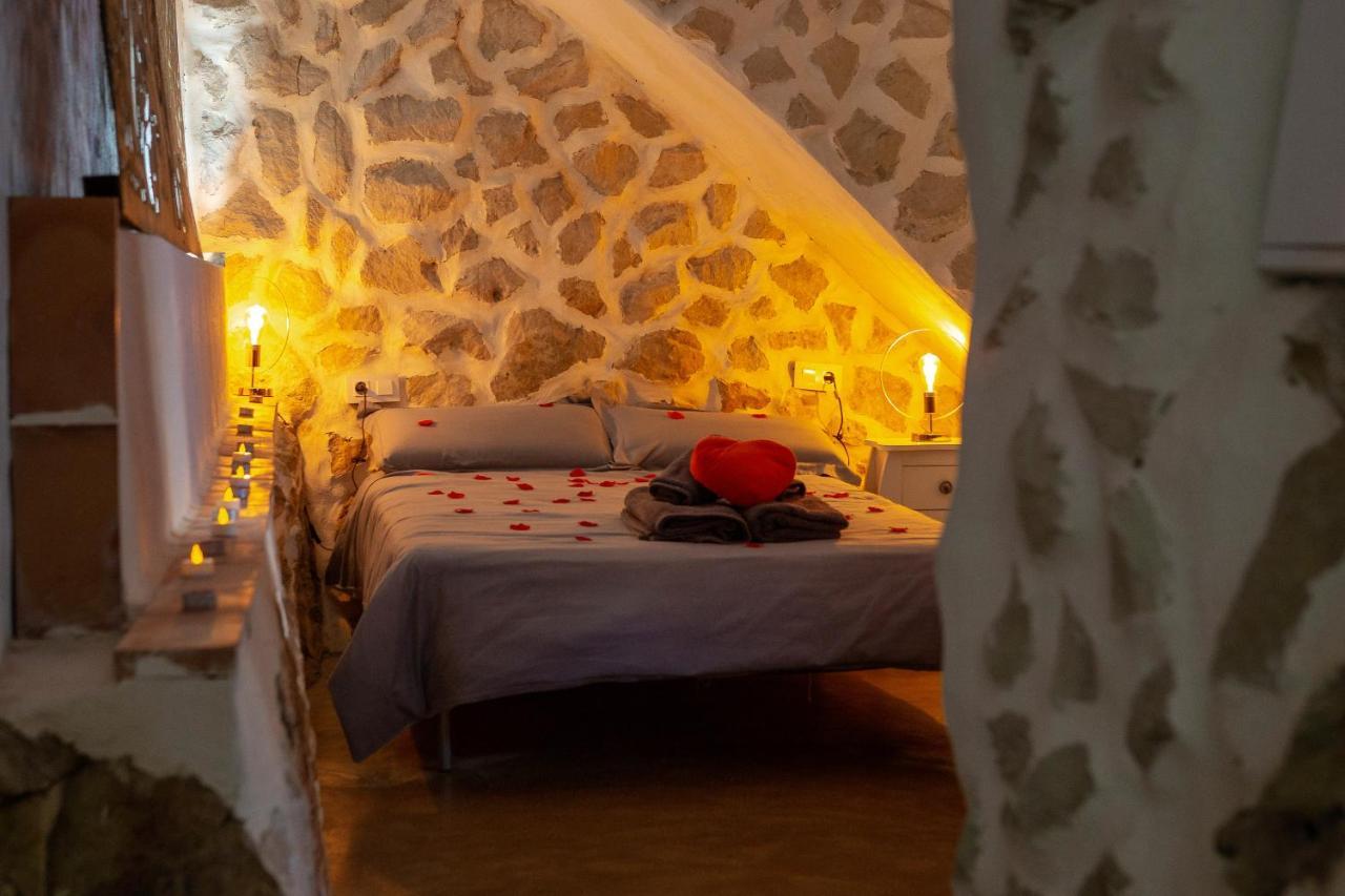 Fortress Jacuzzi Suites Xàtiva Εξωτερικό φωτογραφία