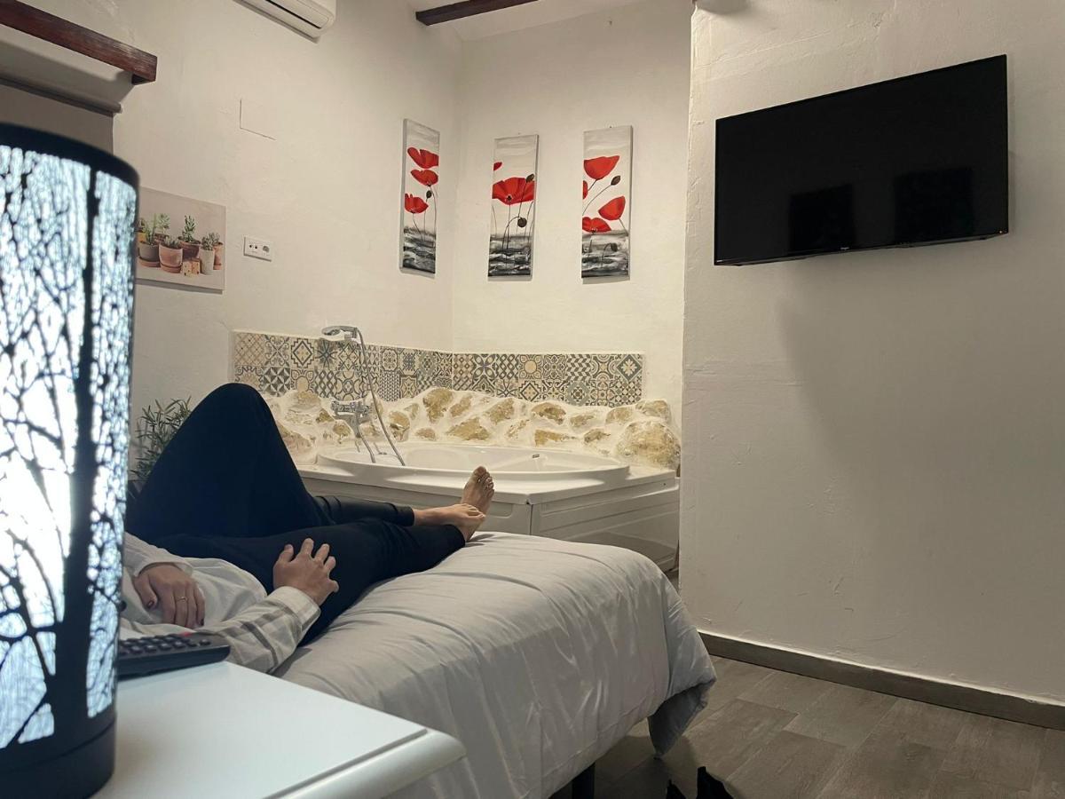 Fortress Jacuzzi Suites Xàtiva Εξωτερικό φωτογραφία