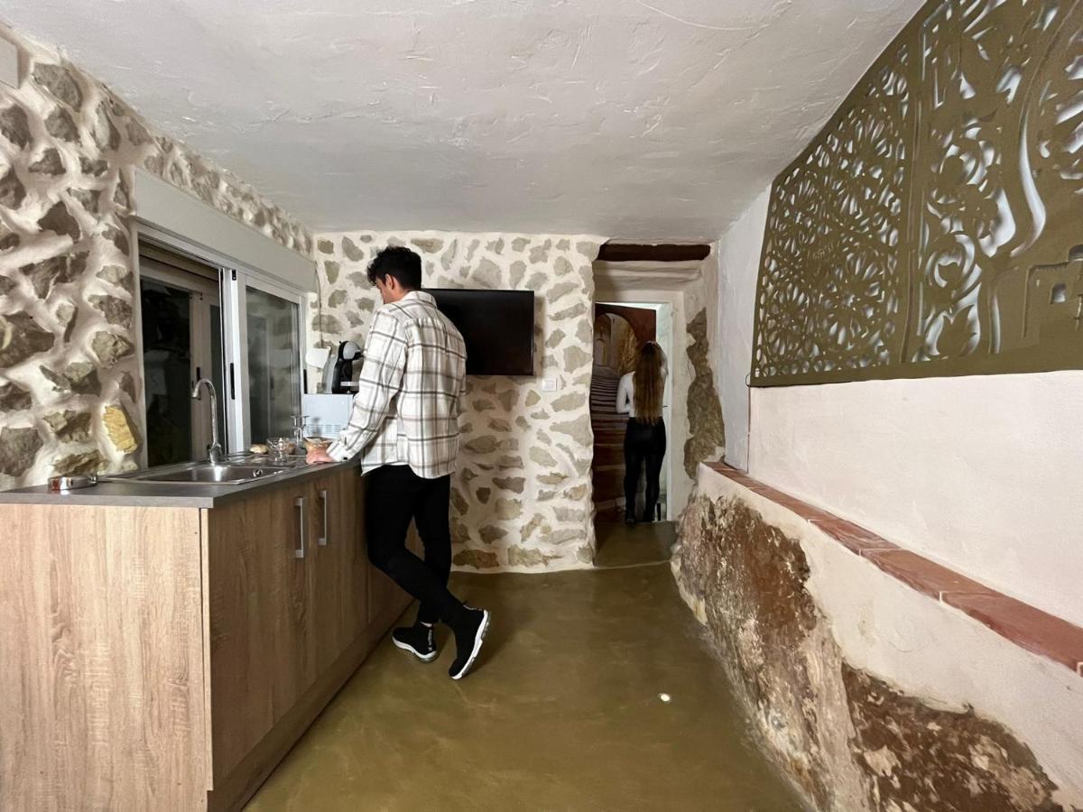 Fortress Jacuzzi Suites Xàtiva Εξωτερικό φωτογραφία