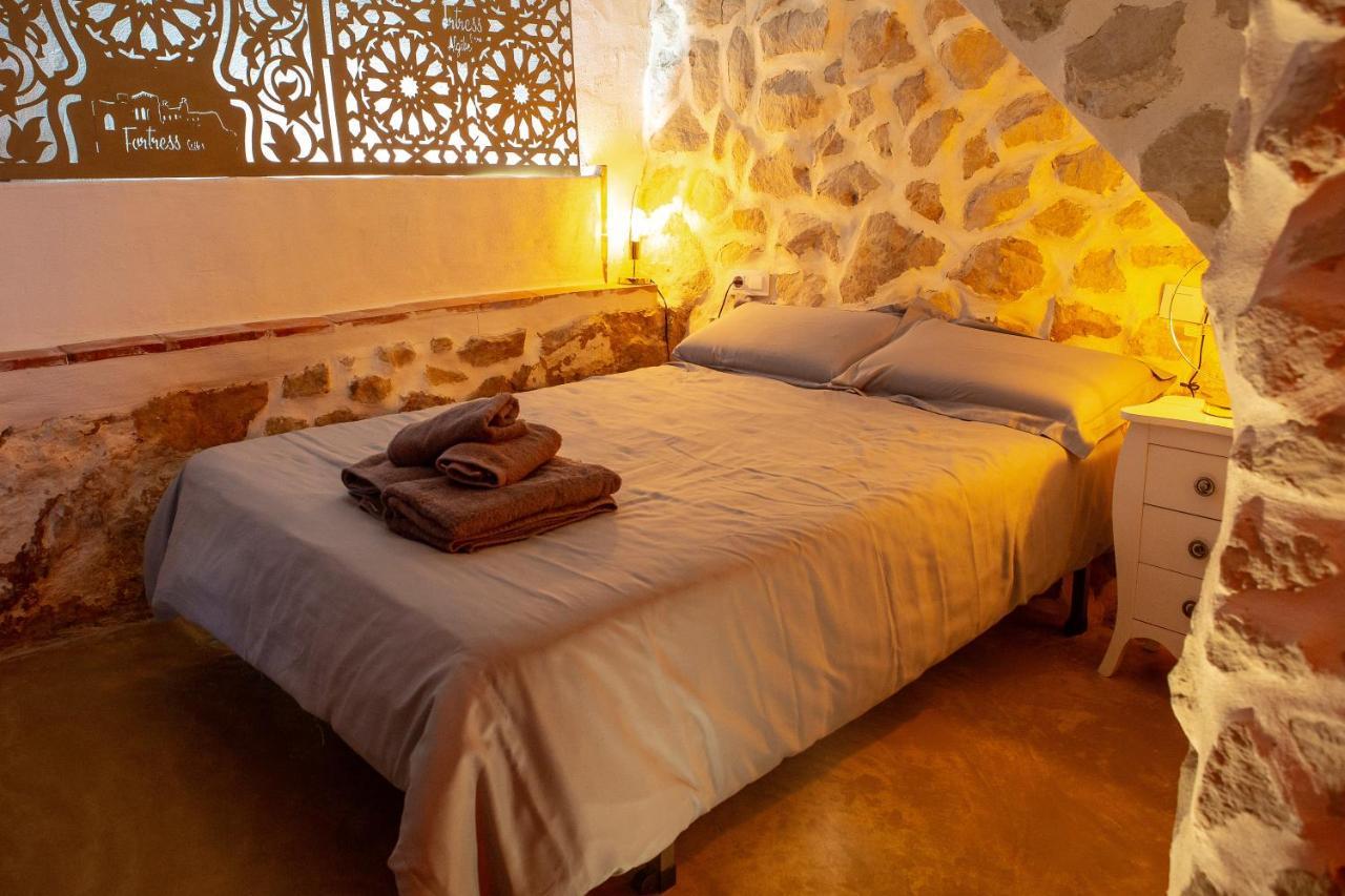 Fortress Jacuzzi Suites Xàtiva Εξωτερικό φωτογραφία